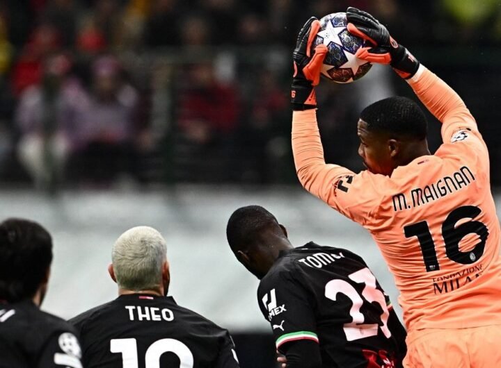 Final Coppa Italia: Meski Dengan 9 Bek, AC Milan Tetap Bisa Kemasukan