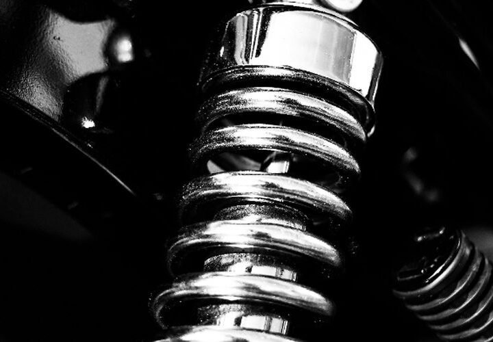 Mengetahui Tipe suspensi Mobil yang Membuat Perjalanan Semakin Nyaman