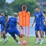 1 Pemain Eropa Dikabarkan Jalani Trial di Persib, Bintang Senior Terancam Digeser