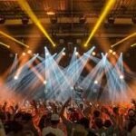 5 Ide Bisnis Musik untuk Cuan Instan di Konser